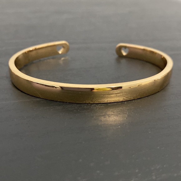 Lot of 6 Gold Tone Cuff Bracelets and Bangles - Picture 5 of 14